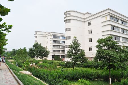 石家莊華能電力中等專業(yè)學(xué)校有哪些交通相關(guān)專業(yè)？