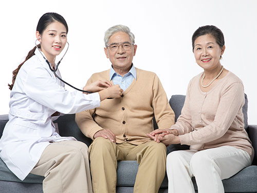 現(xiàn)在護(hù)理行業(yè)前景如何？唐山護(hù)理學(xué)校哪家比較好？