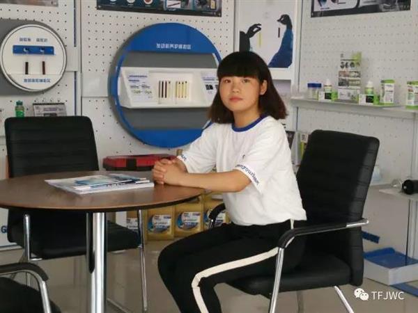 承德騰飛職業(yè)技術專修學院的一天——6月28日
