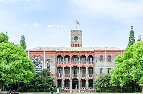 張家口新世紀(jì)職業(yè)學(xué)校有什么特點(diǎn)？為什么要選擇這家學(xué)校？