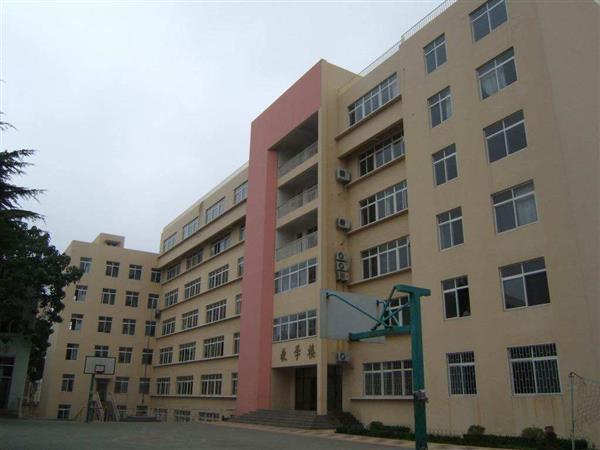 青島市電子信息技術(shù)學(xué)校有哪些電子相關(guān)專業(yè)？