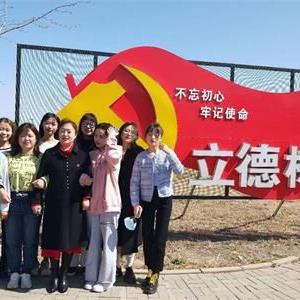 唐山幼兒師范?？茖W(xué)校：優(yōu)秀教師??劉日榮
